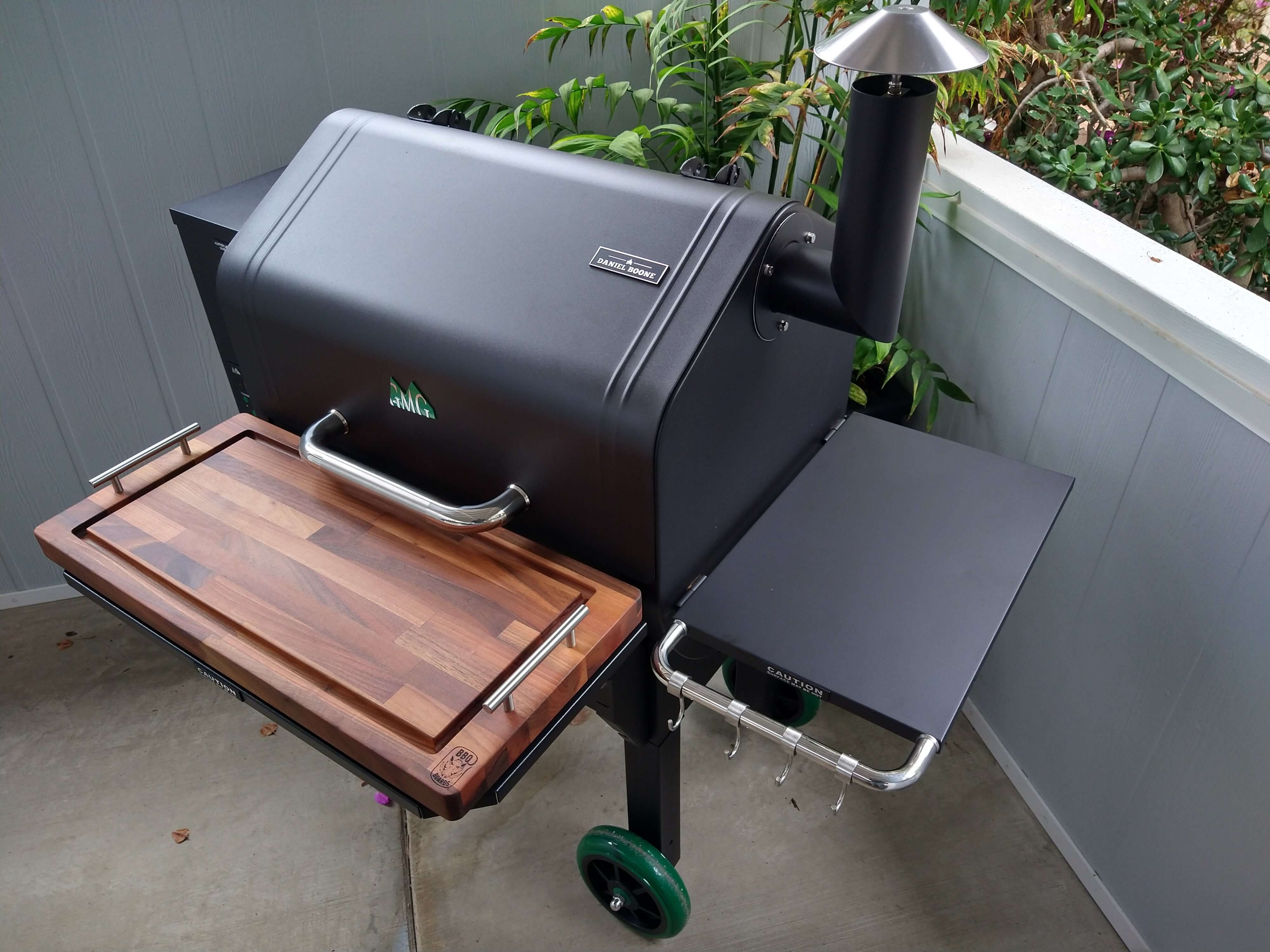BBQ Boards®, GMG Daniel Boone/Ledge Front Board - Image 2