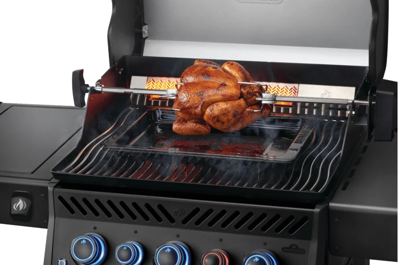 Napoleon Phantom Rogue® PRO-S 425 RSIB Gas Grill - Image 3